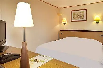 Campanile Nature - Metz Sud Aux Arches 3* Jouy-aux-Arches