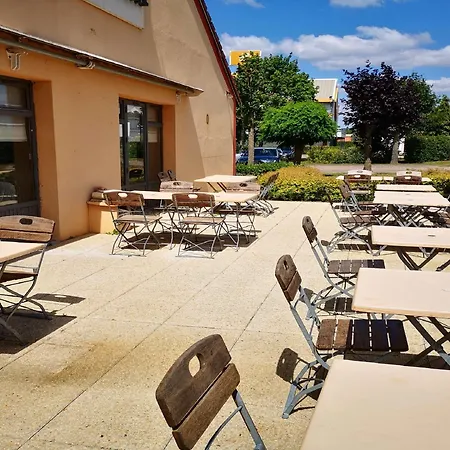 Campanile Nature - Metz Sud Aux Arches Отель