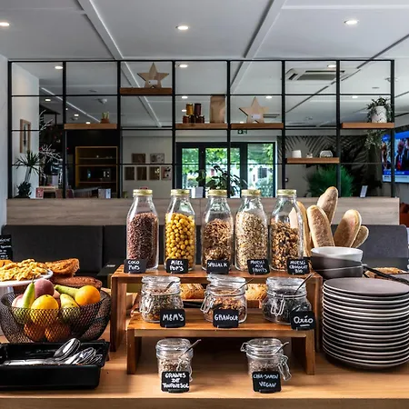 Campanile Nature - Metz Sud Aux Arches Отель 3*