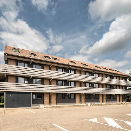 Отель Campanile Nature - Metz Sud Aux Arches Жуи-оз-Арш