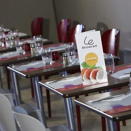 Campanile Nature - Metz Sud Aux Arches 3* Жуи-оз-Арш