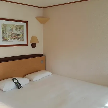 Hotel Campanile Metz Sud A31 Carrefour De L'europe Jouy-Aux-Arches