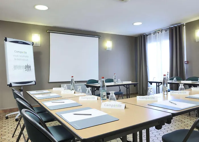 Campanile Nature - Metz Sud Aux Arches 3* Jouy-aux-Arches