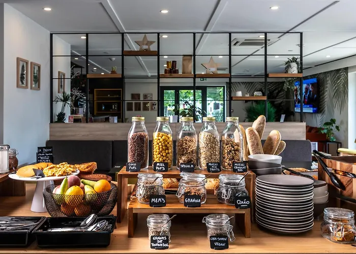 Campanile Nature - Metz Sud Aux Arches Hotel 3*